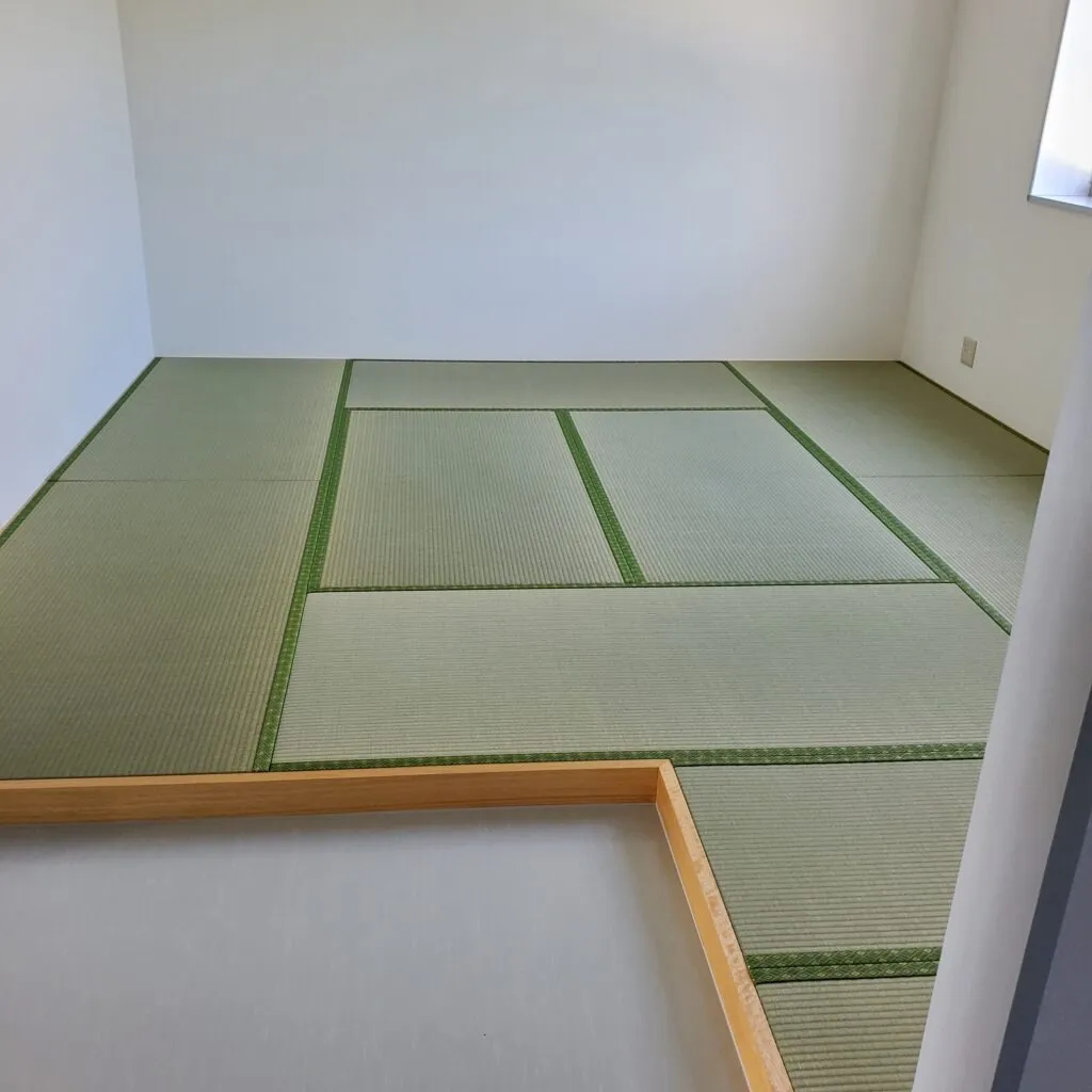 たたみ新調 10帖間 納品完了(名護市)～中国産表